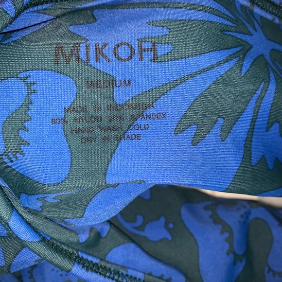 Little girls Two piece bikini set medium MIKOH NWT - Picture 6 of 10